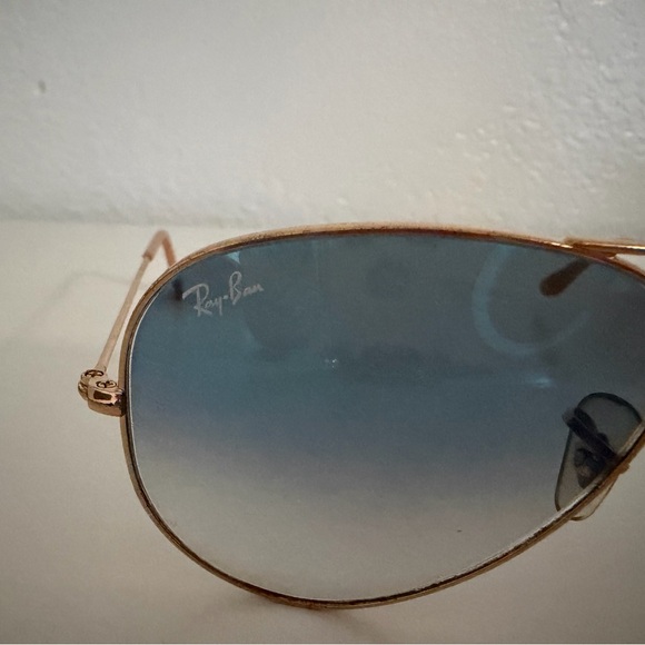 Tan Ray-bans 
In good condition - Picture 3 of 5